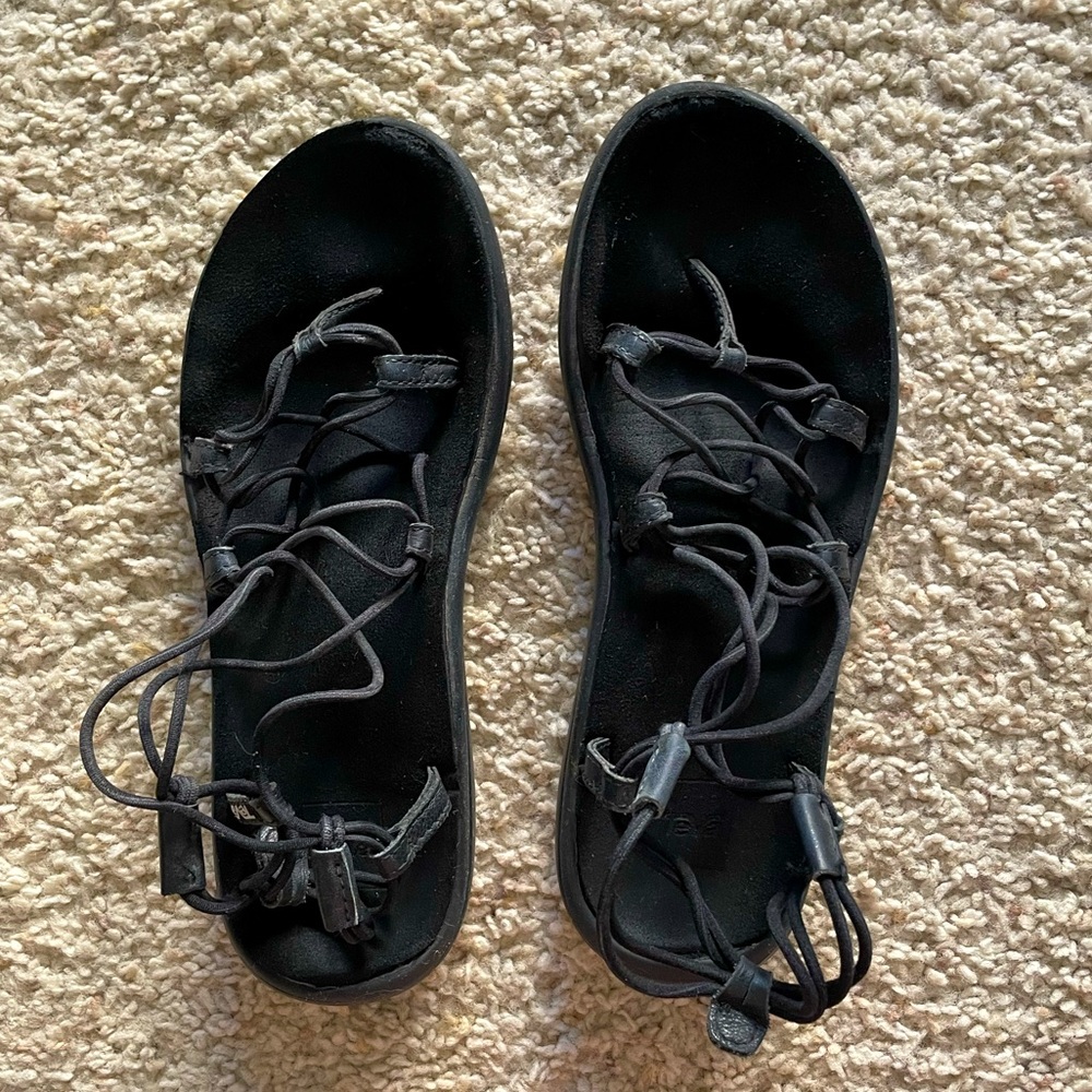 Teva Voya Infinity Strappy Outdoor Hiking Sandals